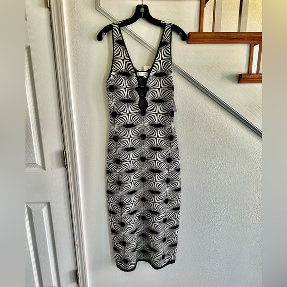 House Of Harlow sweater dress size medium - Picture 4 of 9